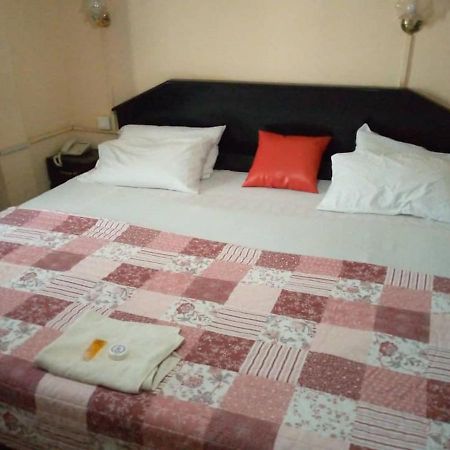 To Be Hotel Kumasi Luaran gambar