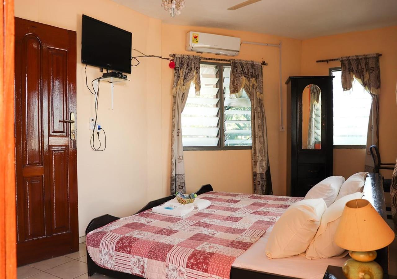 To Be Hotel Kumasi Luaran gambar