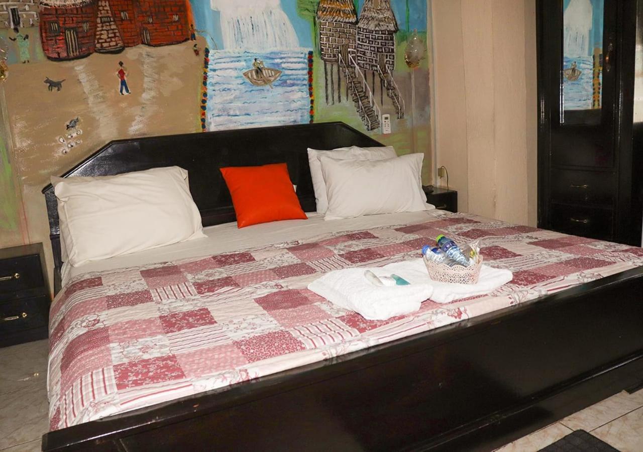 To Be Hotel Kumasi Luaran gambar