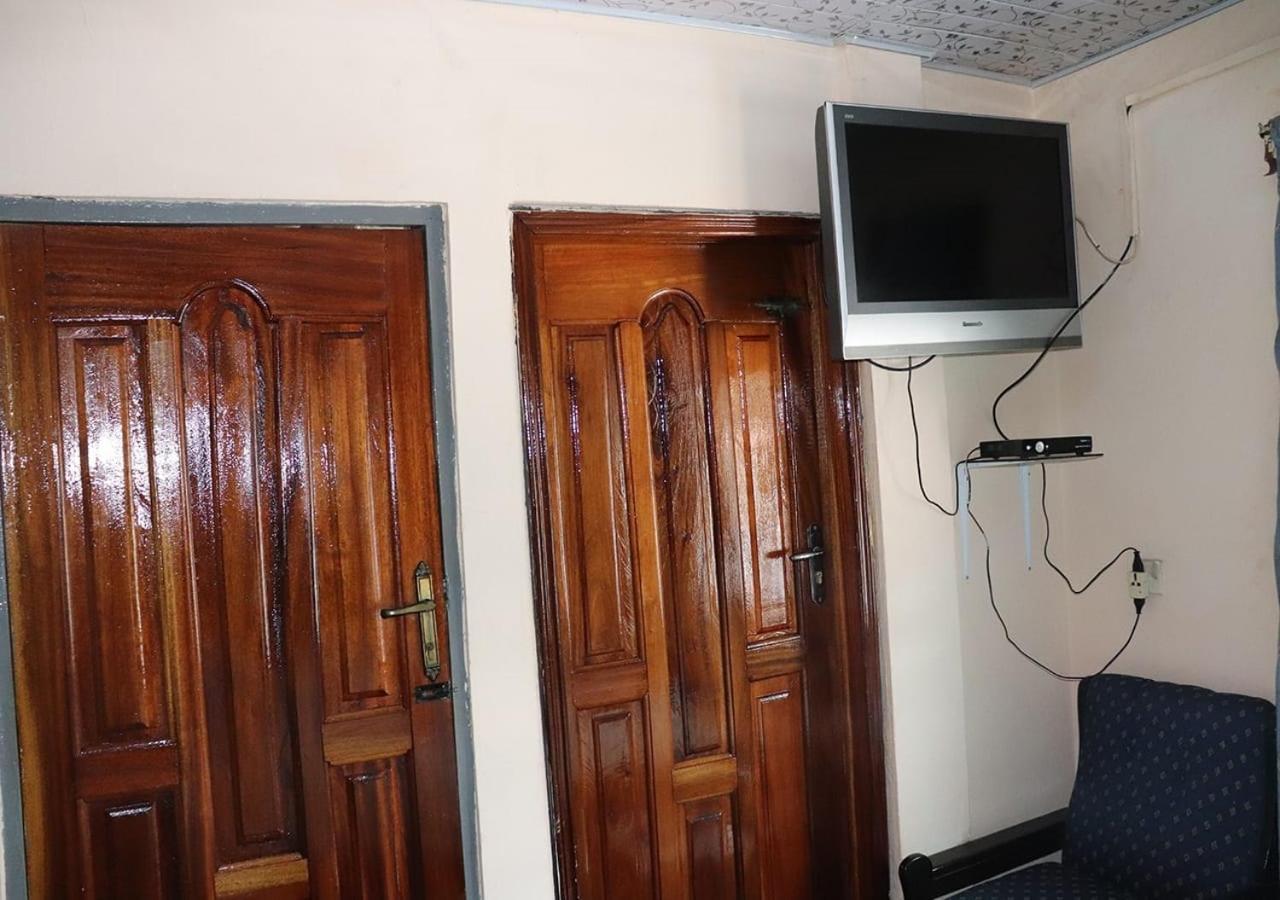 To Be Hotel Kumasi Luaran gambar